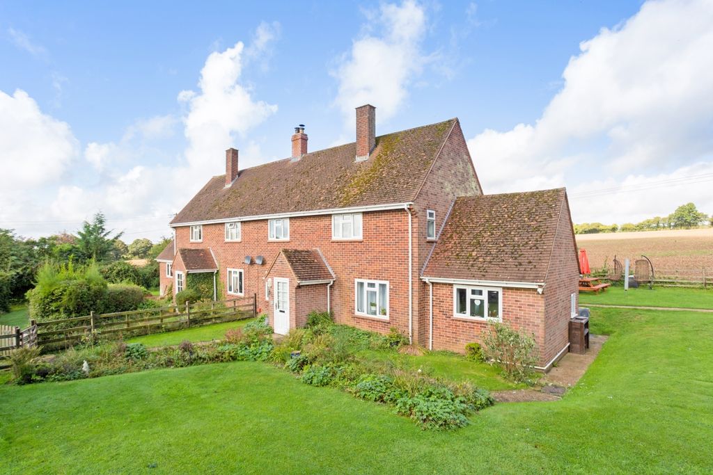 Property photo 2 of 14 Exterior