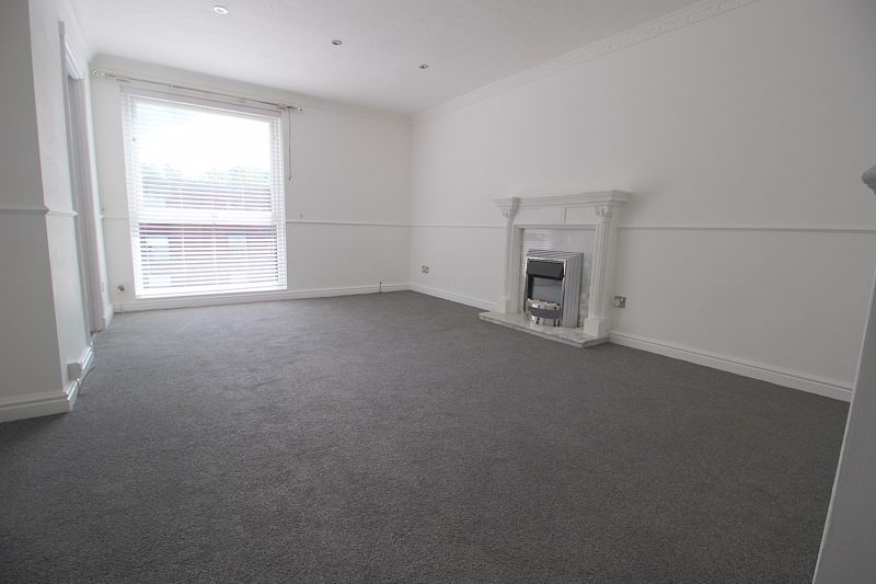 Property photo 2 of 10 Photo 12