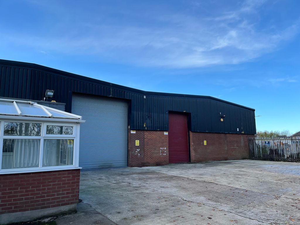 Property photo 2 of 12