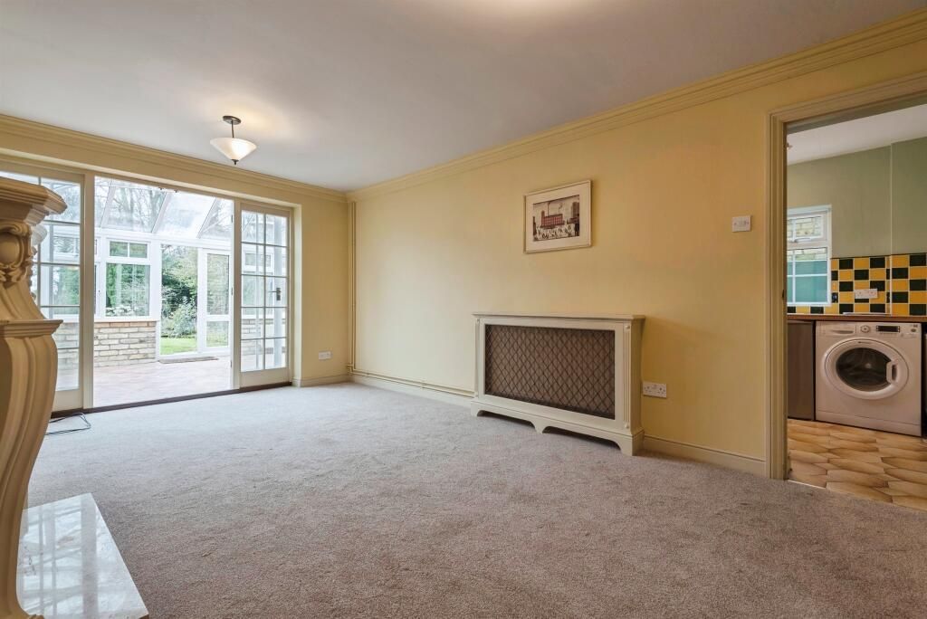 Property photo 2 of 18 Image