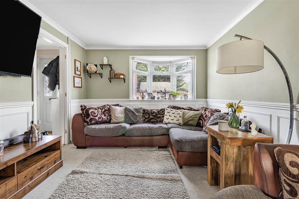 Property photo 2 of 19 19_71315.Jpg