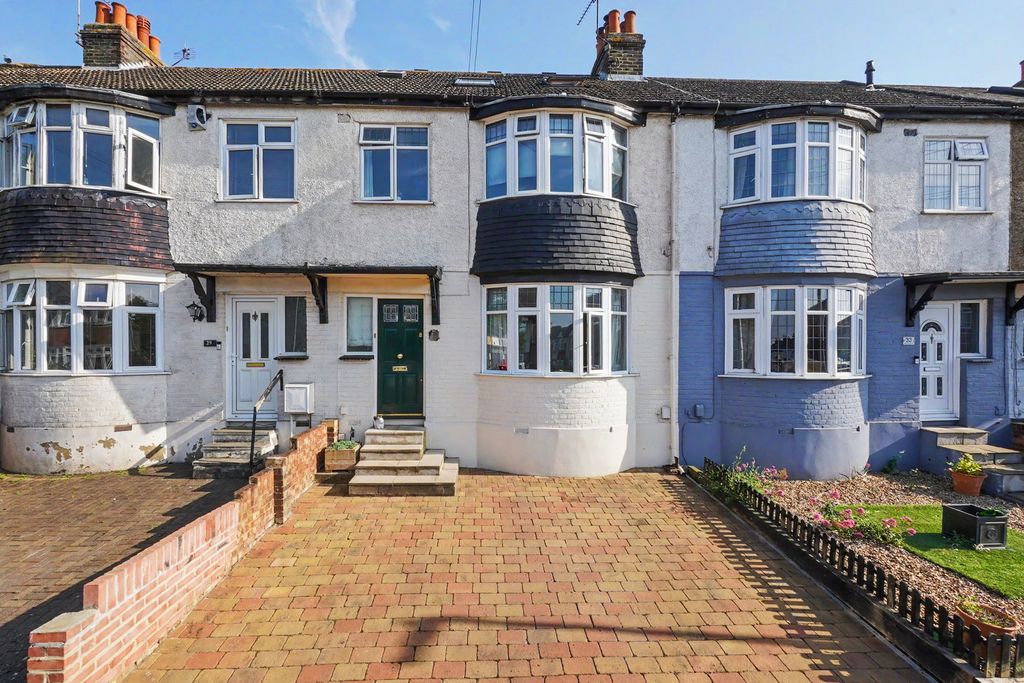Property photo 1 of 36