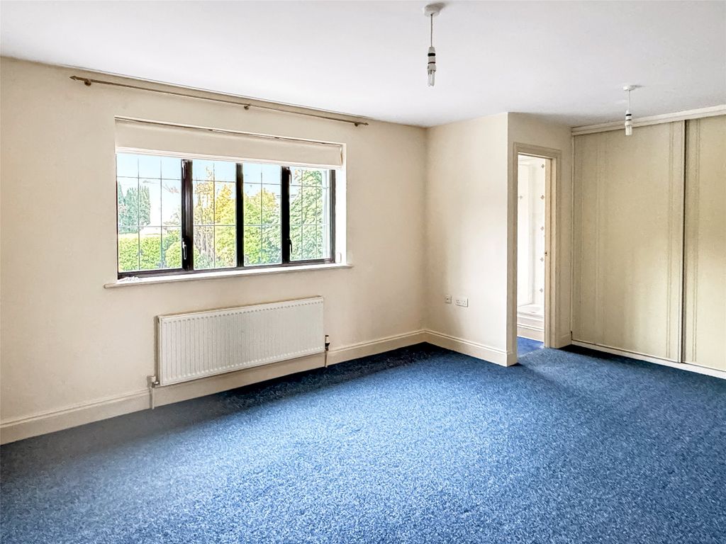 Property photo 2 of 12 2 - Picture No. 03