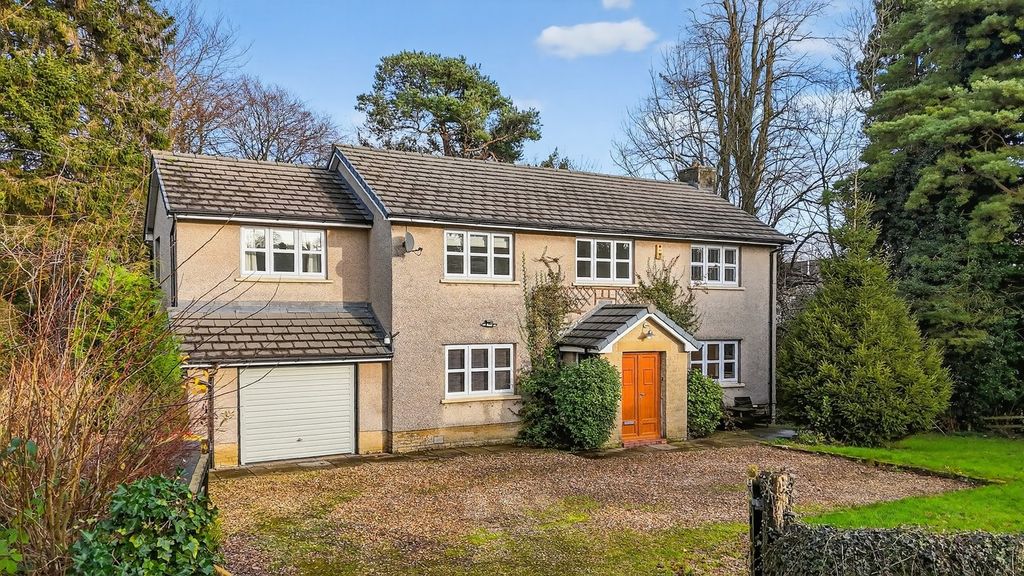 Property photo 1 of 37