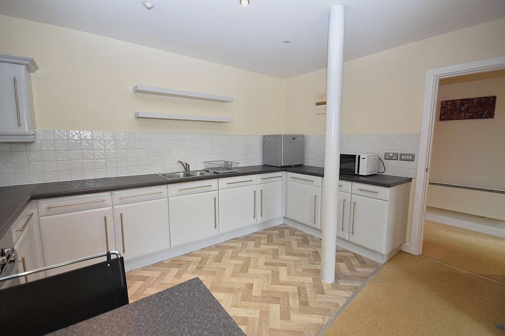 Property photo 3 of 9