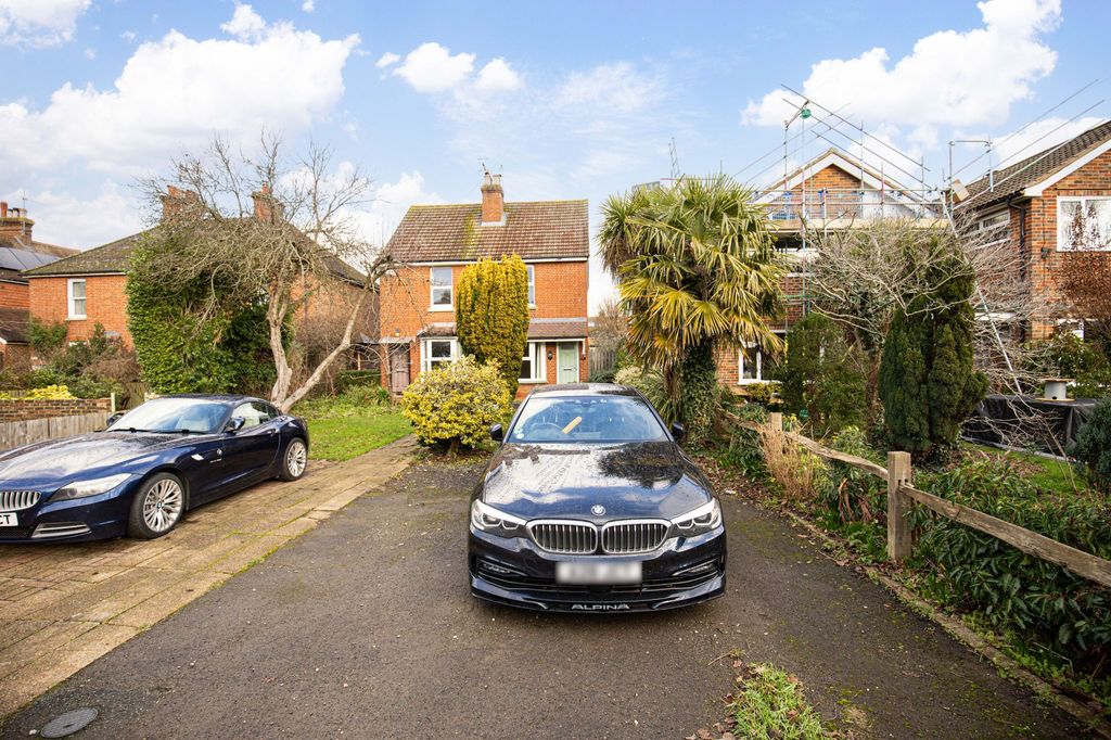 Property photo 2 of 22