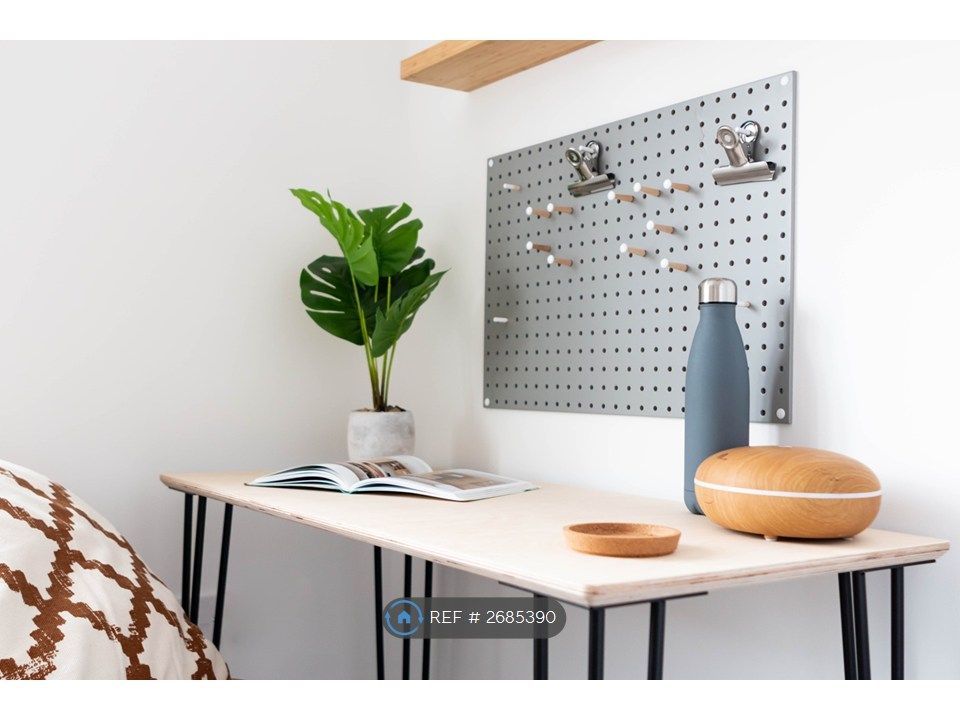 Property photo 3 of 11