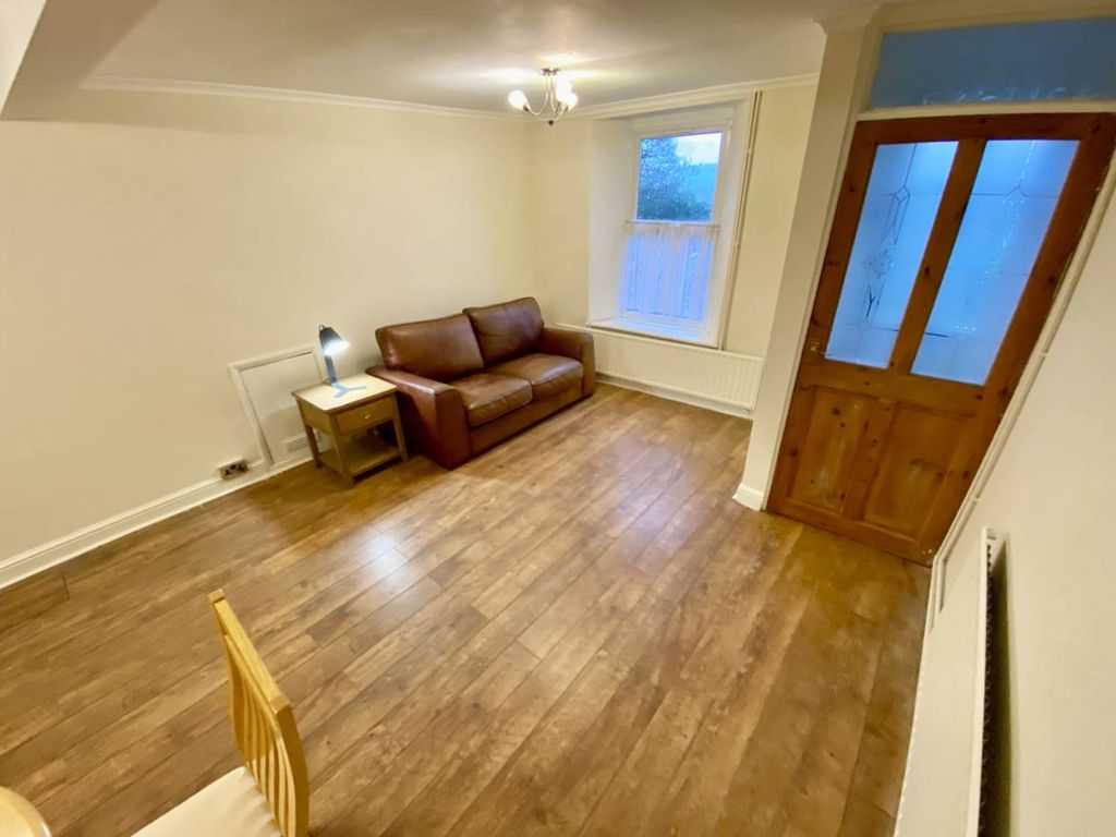 Property photo 2 of 17 Img_9935