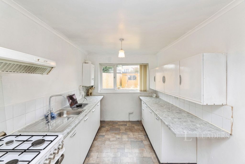 Property photo 3 of 14 Pbox-Img.Jpg