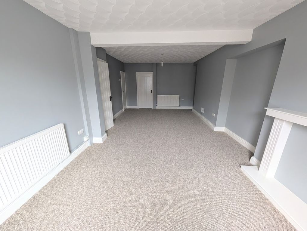 Property photo 2 of 13 Photo 7