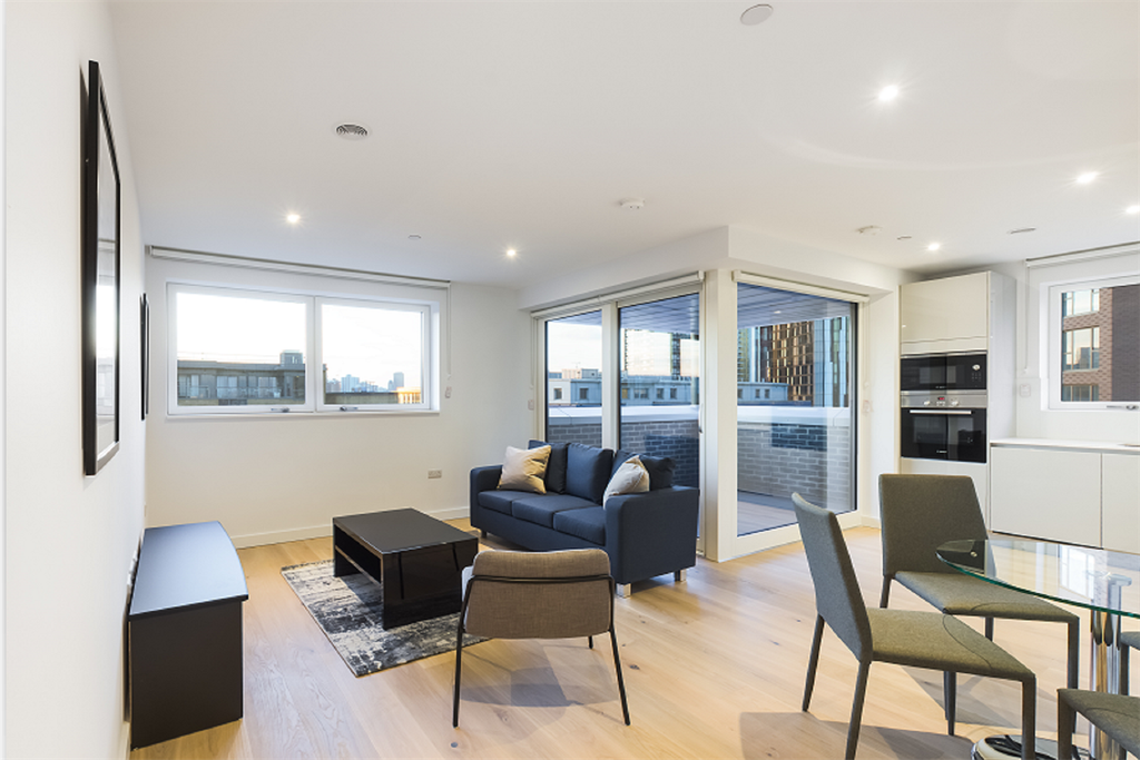 Property photo 1 of 9 (Main)