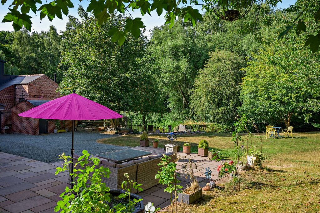 Property photo 2 of 14 Picture No. 05