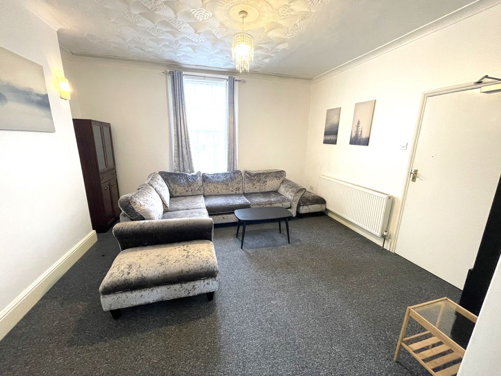 Property photo 1 of 7 Img_6459