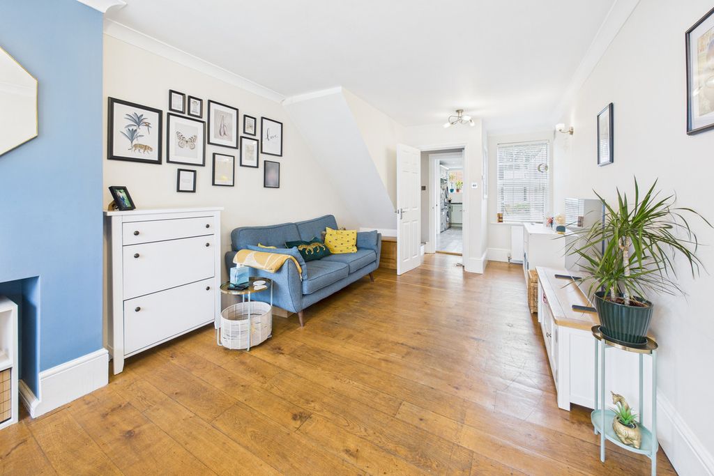 Property photo 2 of 16