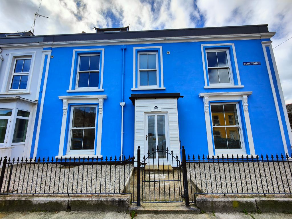 Property photo 1 of 6