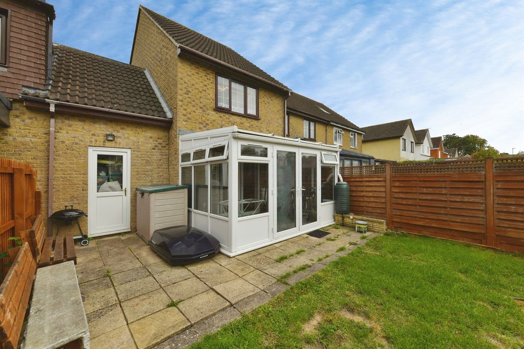Property photo 3 of 32