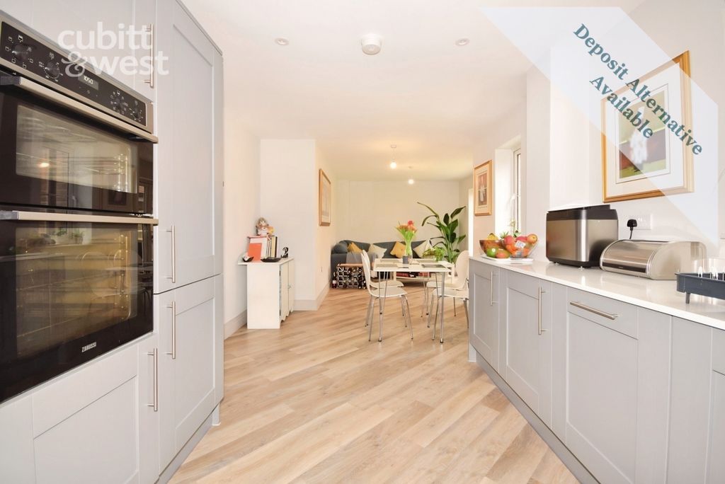 Property photo 2 of 18 Kitchen/Diner