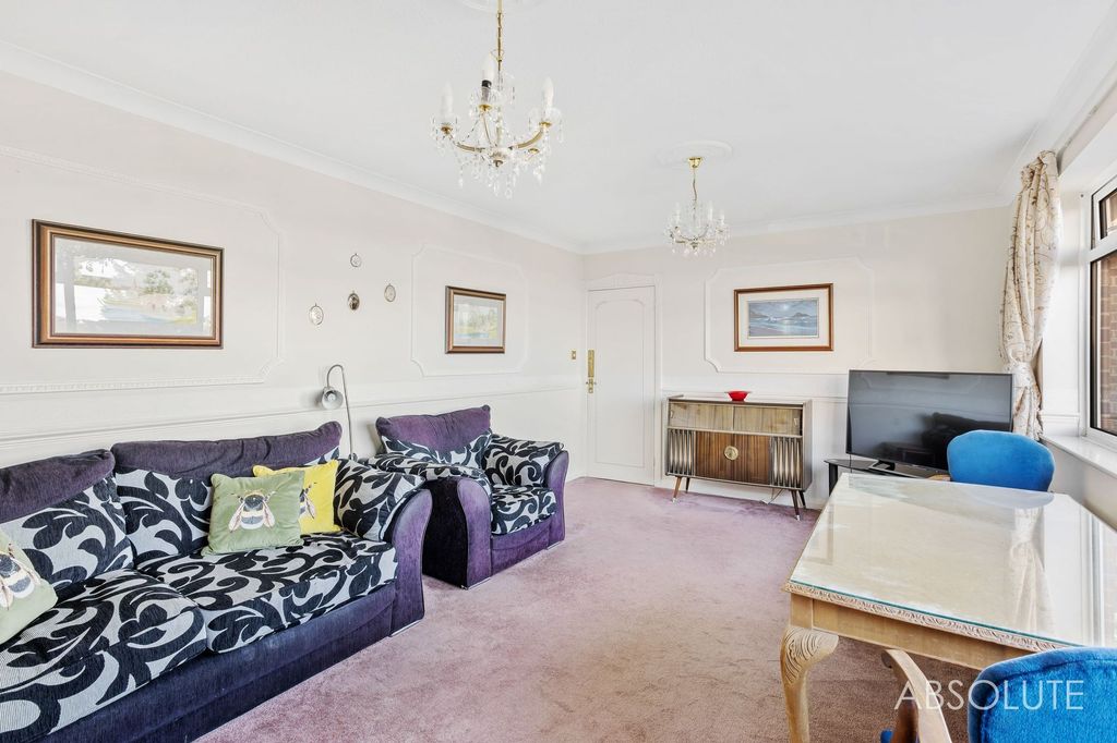 Property photo 3 of 26