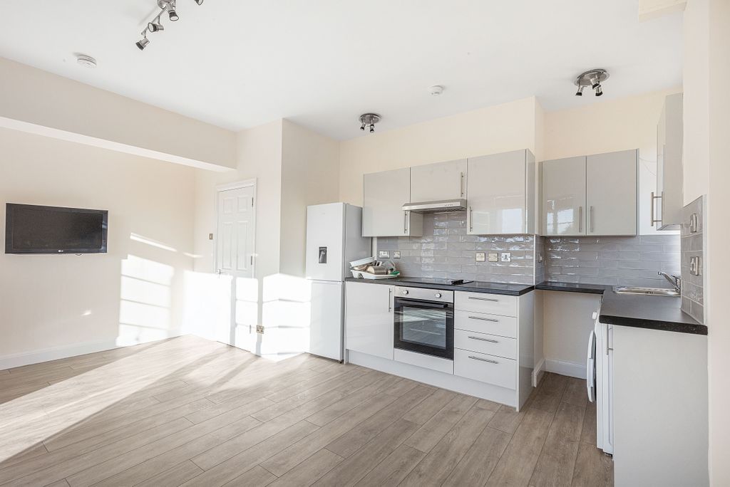 Property photo 2 of 12 31899_Kfh___712_Ends