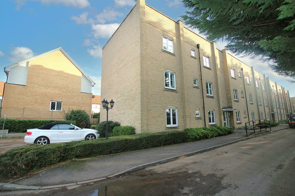 Property photo 1 of 8