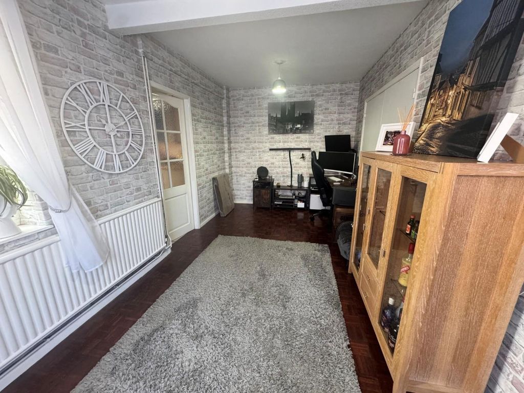 Property photo 3 of 16 10.Jpg