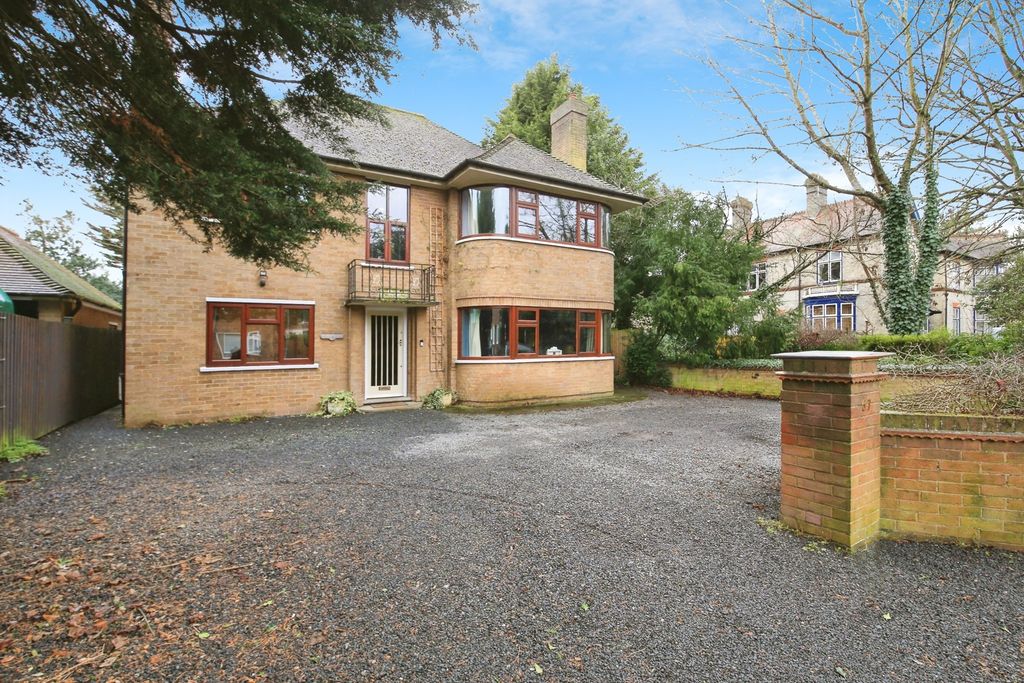 Property photo 1 of 29 Pbox-Img.Jpg