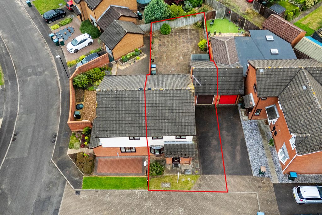 Property photo 2 of 19