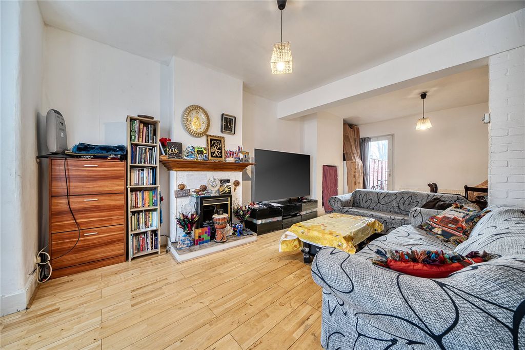 Property photo 3 of 13 Picture No. 02