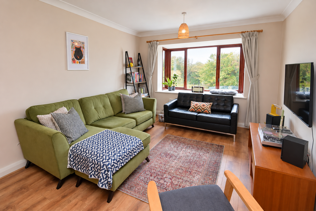 Property photo 3 of 13 1c8F96B3-cc98-4Af1-A59E-E749B797951c