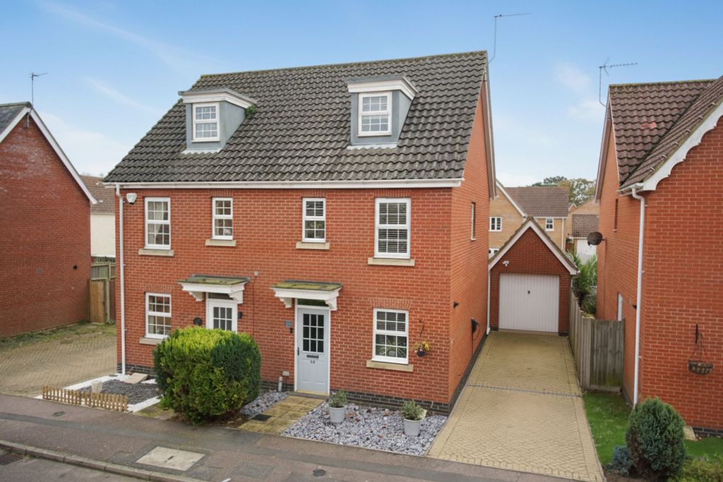 Property photo 1 of 19