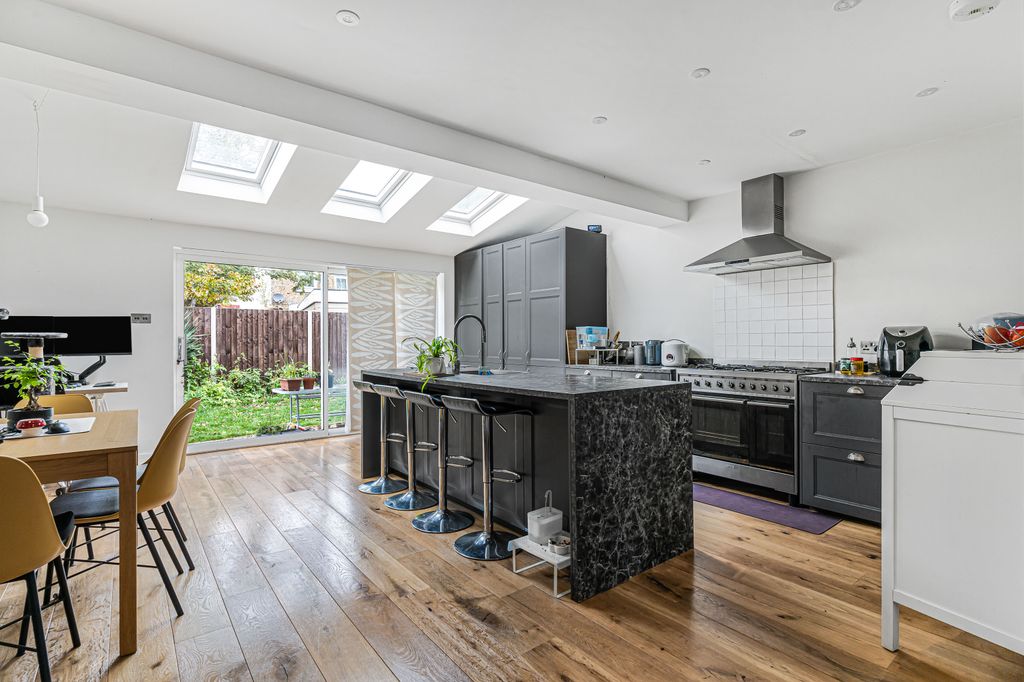 Property photo 1 of 21 15_66528