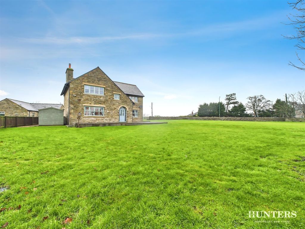 Property photo 1 of 32 2405F501-Cam05287G0-Pr0149-Still032.Jpg