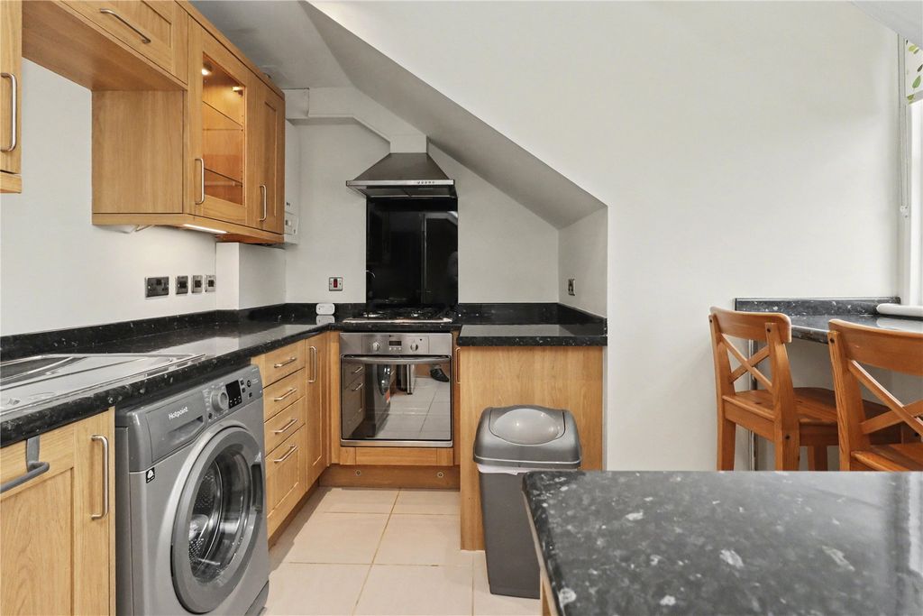 Property photo 2 of 20 Picture No. 25