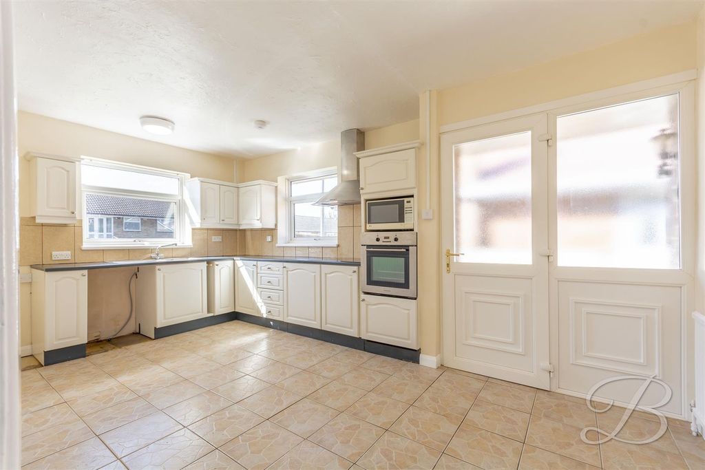 Property photo 3 of 15 Nwwopomz6Kwyxgbv-Eprfg.Jpg