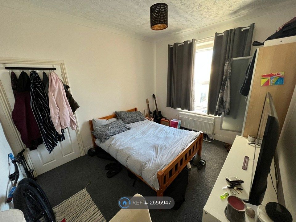 Property photo 3 of 5