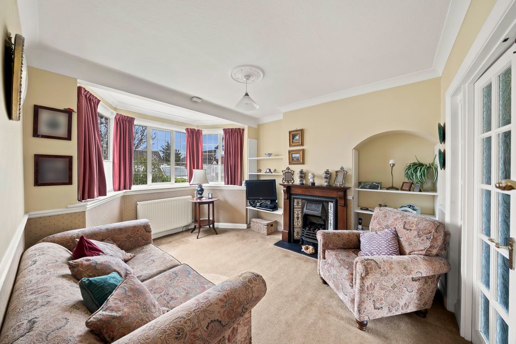 Property photo 2 of 18 Photo 8