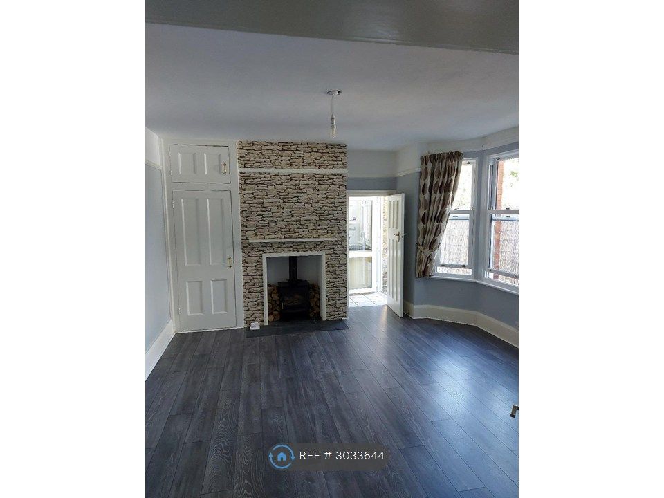 Property photo 3 of 10 Lounge/Diner