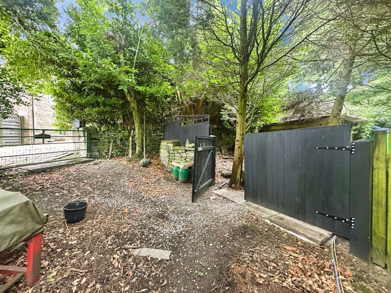 Property photo 3 of 19 Photo 3