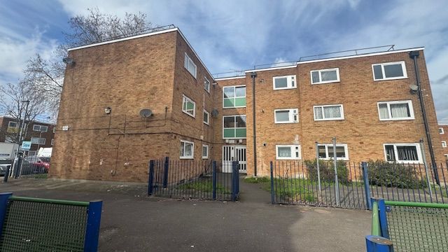 Property photo 1 of 18