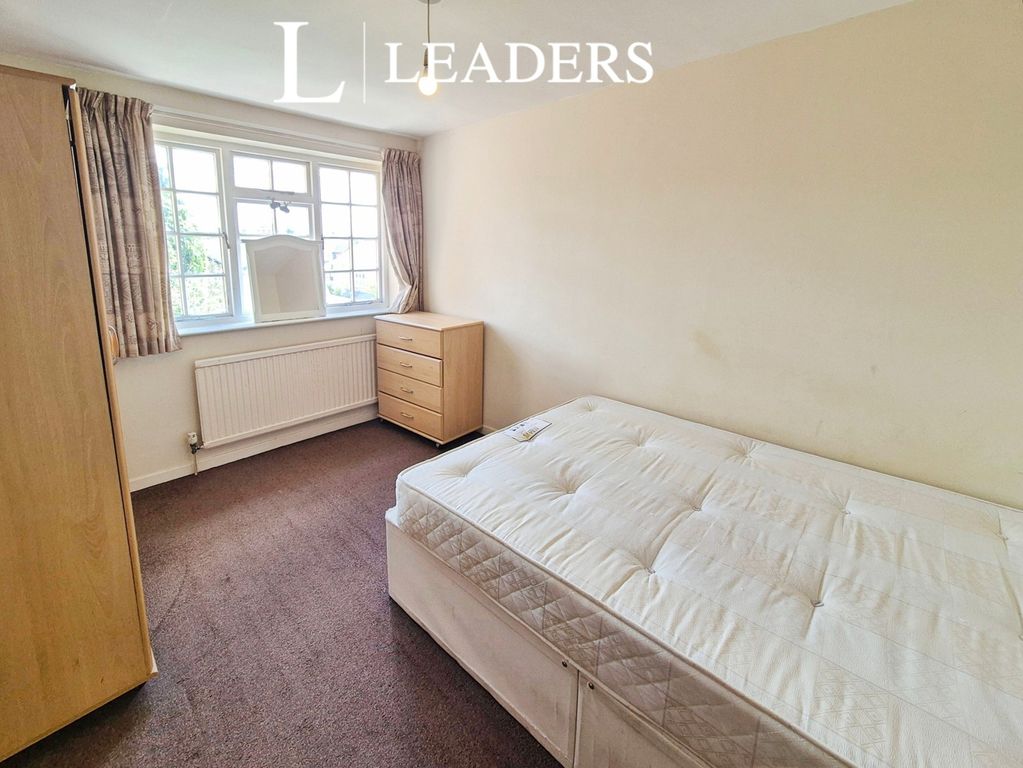 Property photo 3 of 9 Pbox-Img.Jpg