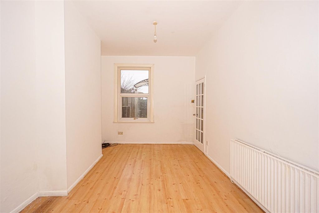 Property photo 3 of 21 Dsc05832.Jpg