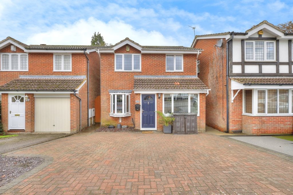 Property photo 1 of 17 Front