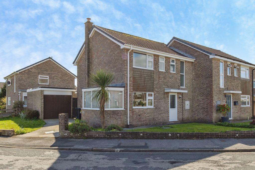 Property photo 2 of 20 Pbox-Img.Jpg