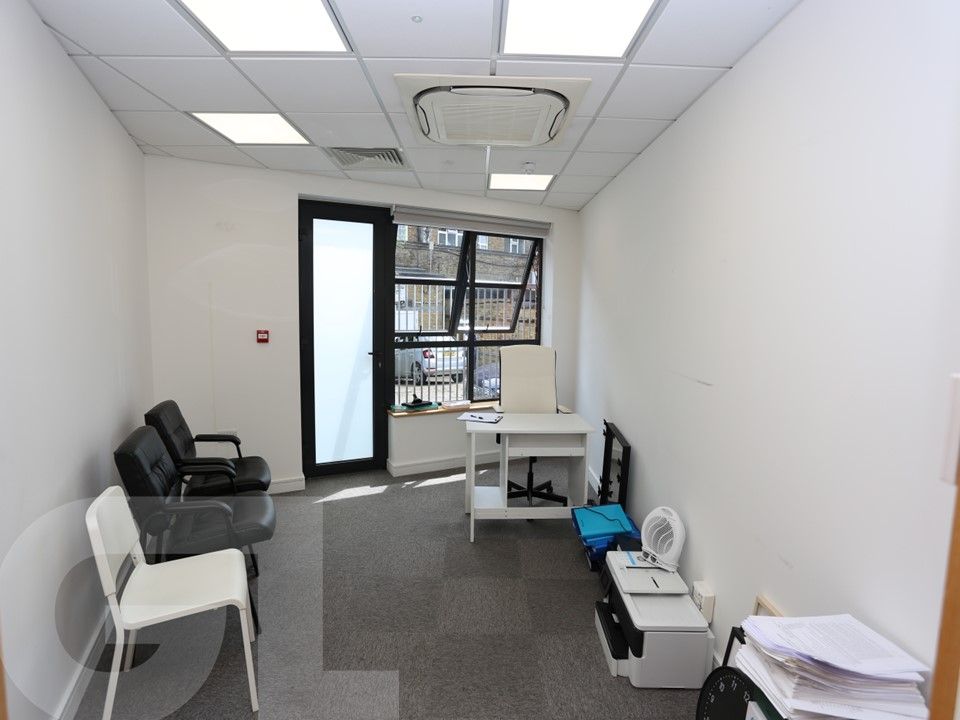 Property photo 1 of 4