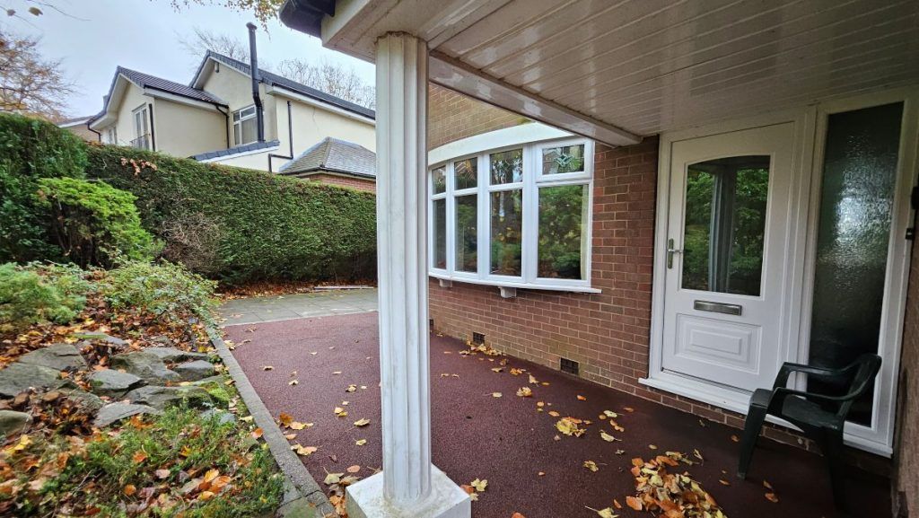 Property photo 2 of 45