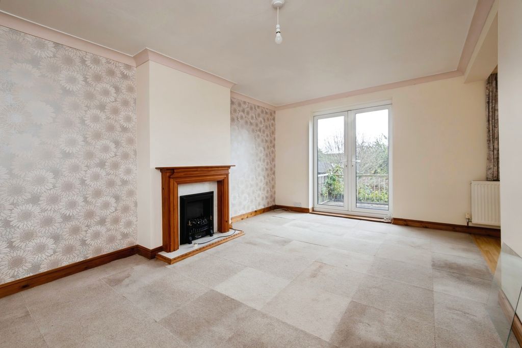 Property photo 2 of 15 Photo