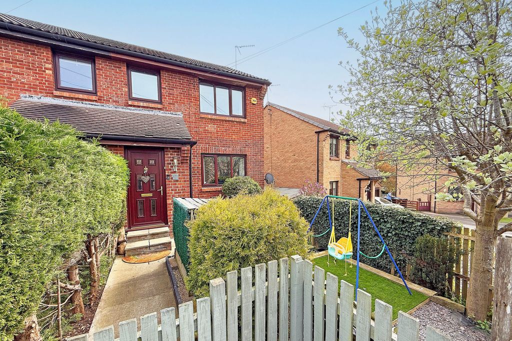 Property photo 1 of 18