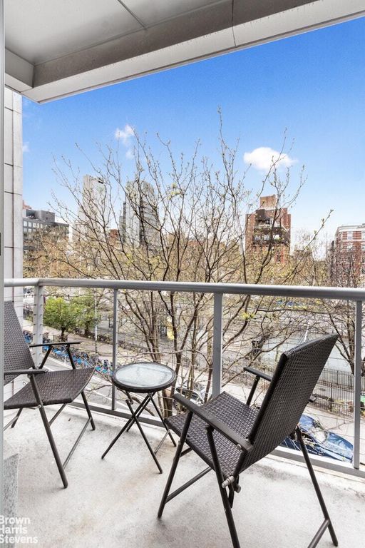Property photo 3 of 11 <Alttext/>