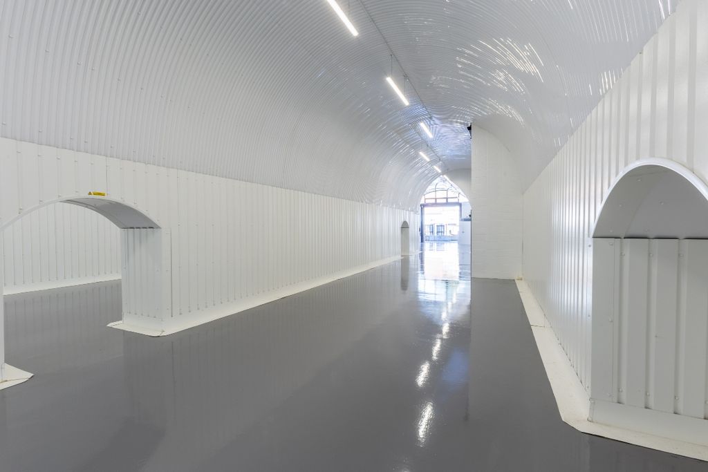 Property photo 3 of 5 An Empty Arch With White Lining