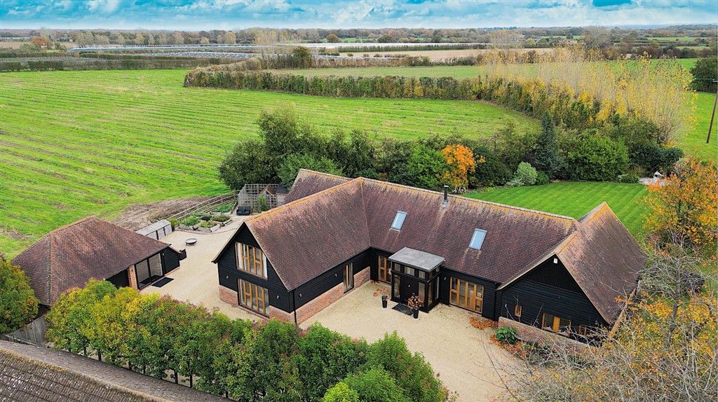 Property photo 2 of 24 Drone 17